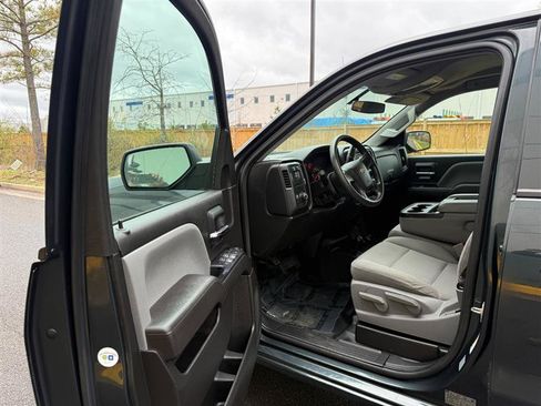 Used 2017 Chevrolet Silverado 1500 W/T w/ WT Convenience Package AWD/4WD image 20