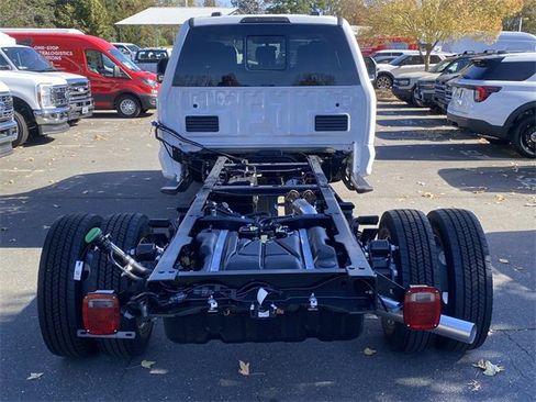 New 2026 Ford F550 4x4 Crew Cab image 28