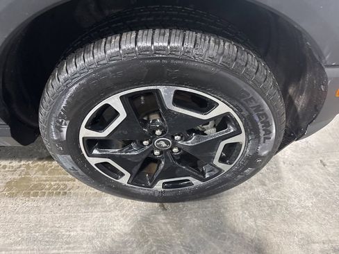 Used 2023 Ford Bronco Sport Outer Banks w/ Tech Package image 28