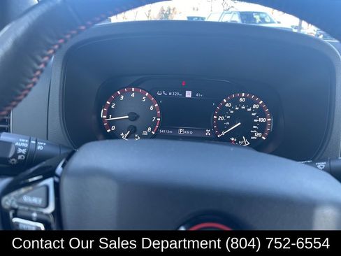 Used 2022 Nissan Frontier PRO-4X w/ Technology Package image 17