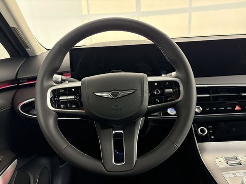 New 2026 Genesis GV70 2.5T Advanced AWD/4WD image 11