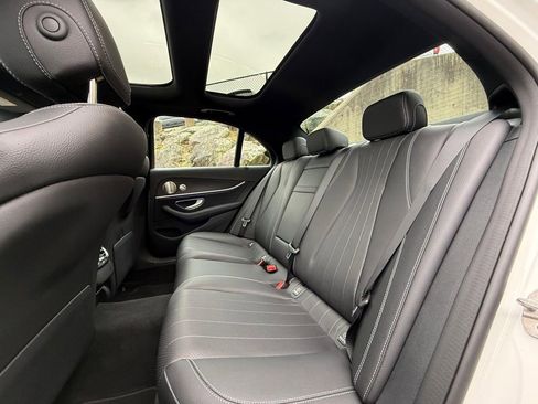 Used 2023 Mercedes-Benz E 350 4MATIC Sedan image 19