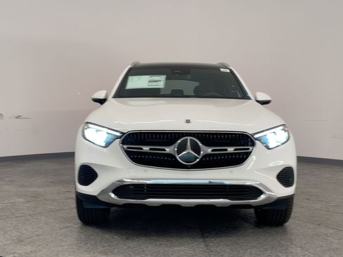 Used 2026 Mercedes-Benz GLC 300 4MATIC image 5
