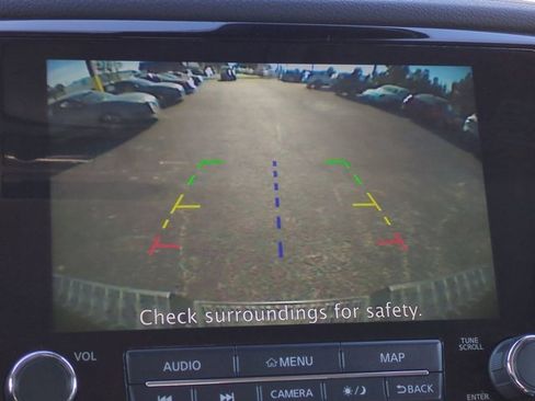 Certified 2022 Nissan Titan SV w/ SV Convenience Package image 20