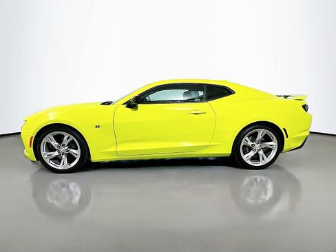 Used 2021 Chevrolet Camaro SS image 4