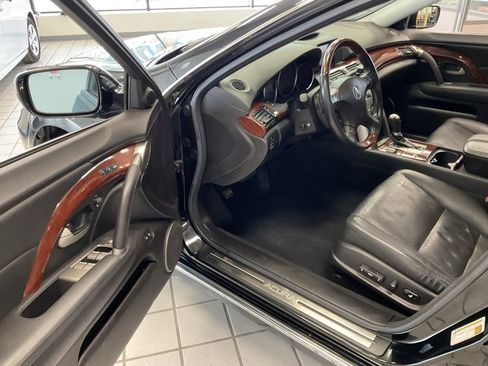 Used 2010 Acura RL image 9