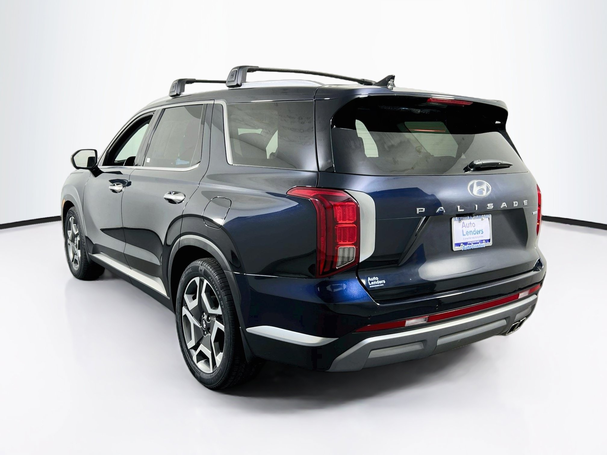 Used 2024 Hyundai Palisade Limited AWD/4WD image 7