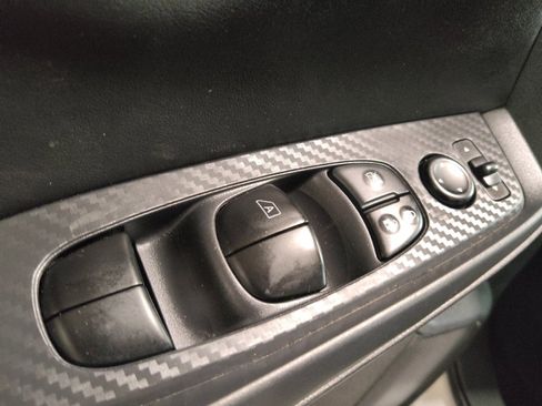 Used 2025 Nissan Sentra S FWD image 27