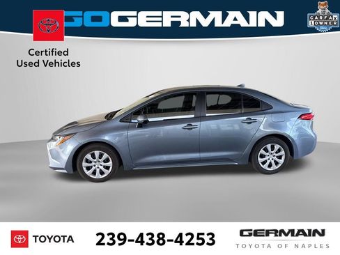 Used 2022 Toyota Corolla LE image 3