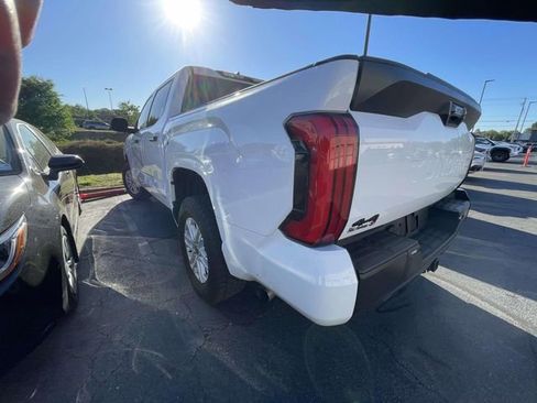 Used 2025 Toyota Tundra SR AWD/4WD image 7