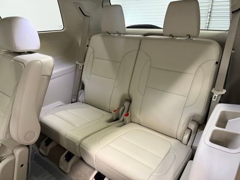 Used 2023 GMC Acadia Denali w/ Denali Technology Package image 17