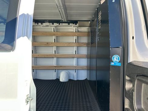 Used 2024 GMC Savana 2500 w/ Driver Convenience Package image 18