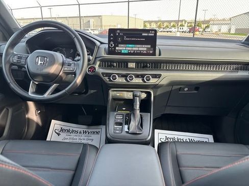 Used 2025 Honda CR-V Sport-L image 9
