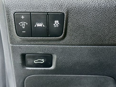 Used 2021 Kia K5 LXS AWD/4WD image 17