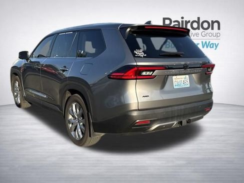 Used 2025 Toyota Grand Highlander AWD image 5