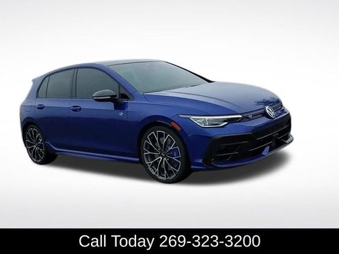 Used 2025 Volkswagen Golf image 8