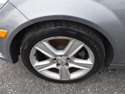 Used 2012 Mercedes-Benz C 300 4MATIC Sedan image 17