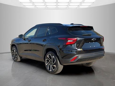 New 2026 Chevrolet Trax RS w/ Sunroof Package FWD image 6