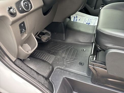 New 2025 Ford Transit 250 148 Medium Roof w/ Load Area Protection Package image 11