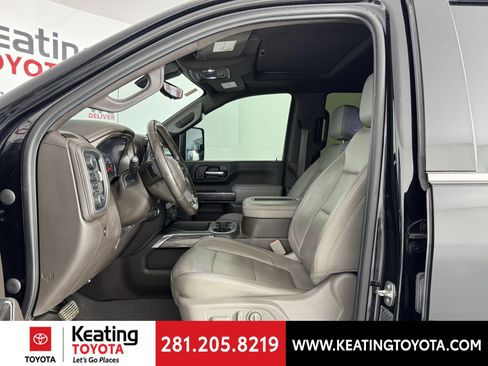 Used 2020 Chevrolet Silverado 2500 LTZ w/ LTZ Premium Package image 13