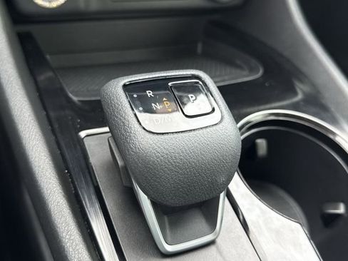 Used 2021 Nissan Rogue SV w/ Premium Package image 23