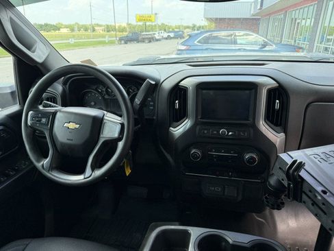 Used 2023 Chevrolet Silverado 2500 W/T w/ WT Fleet Convenience Package AWD/4WD image 7