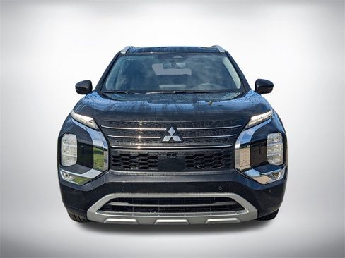 New 2025 Mitsubishi Outlander SEL image 9