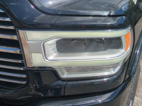 Used 2019 RAM 3500 Laramie image 10