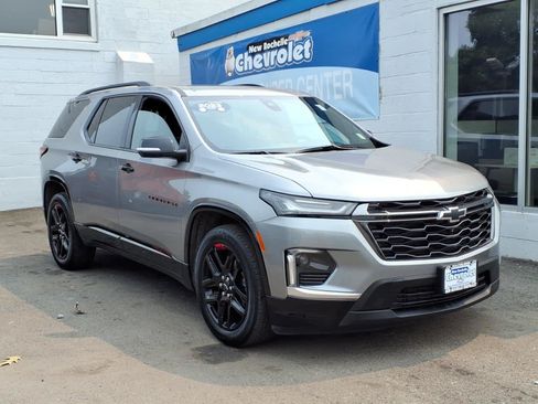 Certified 2023 Chevrolet Traverse Premier w/ Redline Edition AWD/4WD image 1
