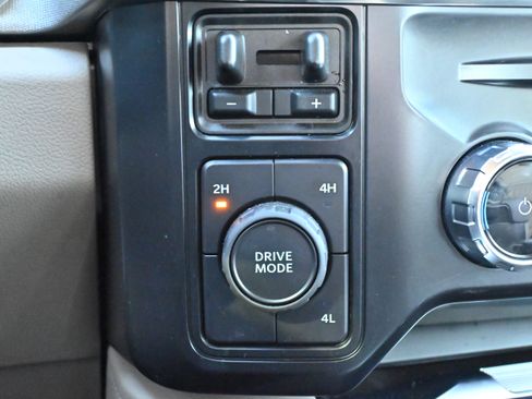 Used 2025 Ford F450 Platinum w/ Platinum Plus Package image 20