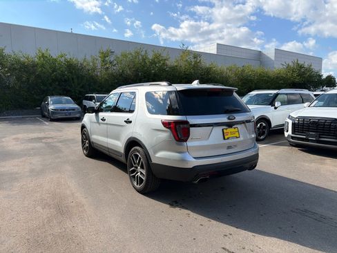 Used 2016 Ford Explorer Sport w/ Equipment Group 401A AWD/4WD image 3