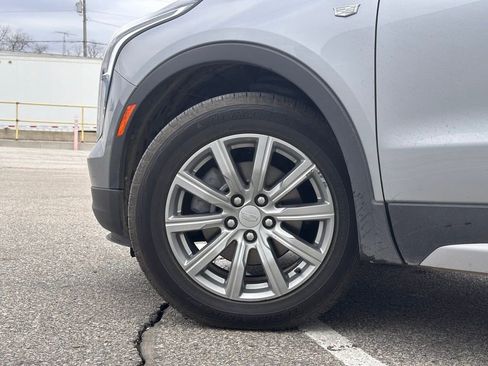 Used 2023 Cadillac XT4 Premium Luxury image 8