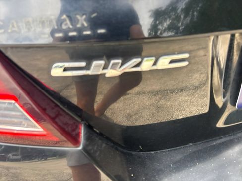 Used 2015 Honda Civic LX image 12