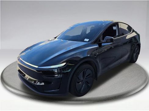 Used 2026 Tesla Model Y Long Range AWD/4WD image 17