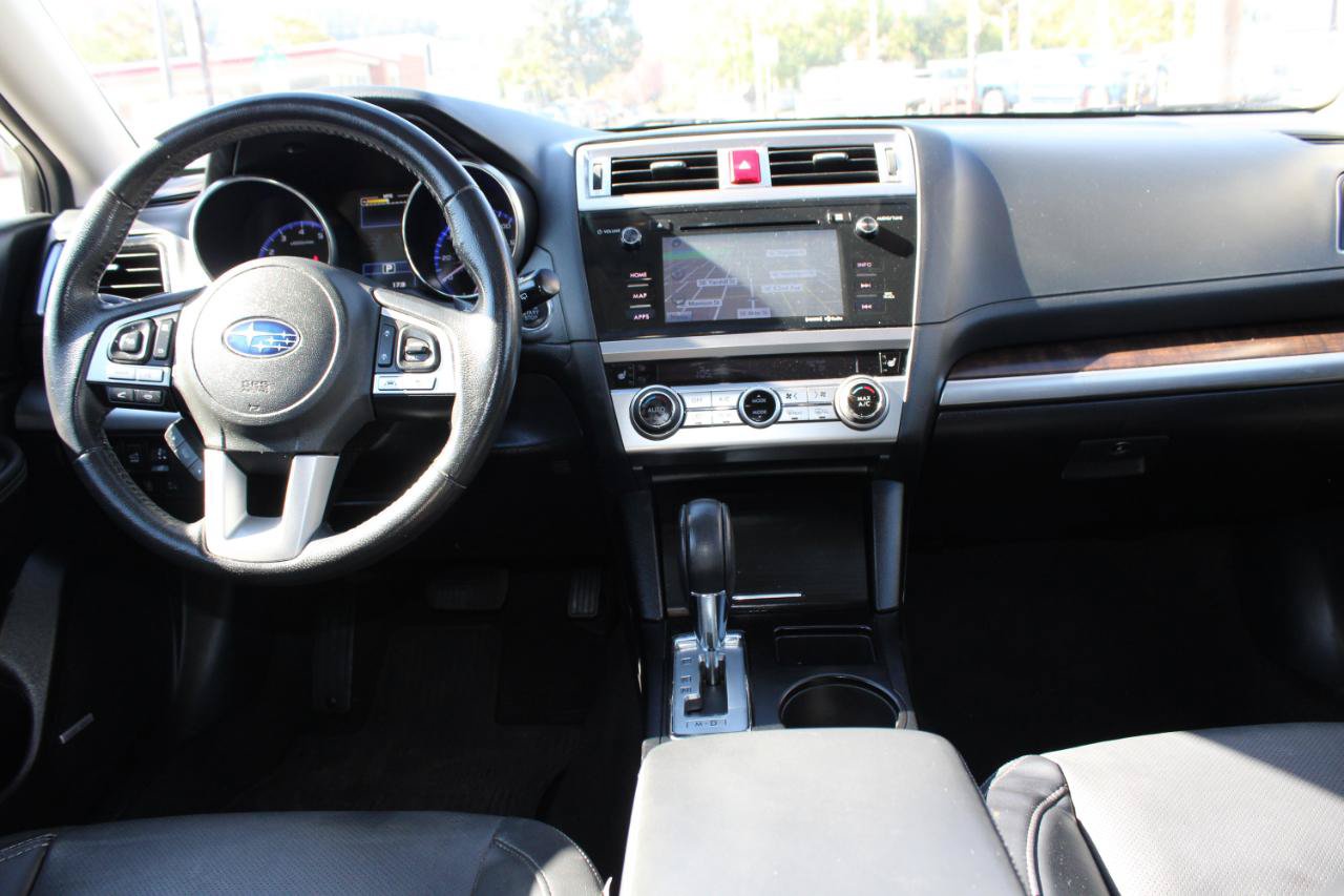 Used 2017 Subaru Outback 2.5i Limited AWD/4WD image 9