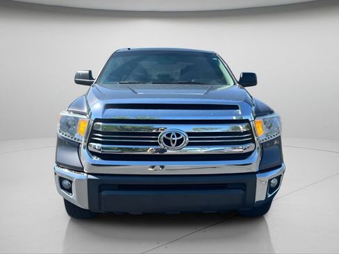 Used 2017 Toyota Tundra SR5 w/ TRD Off Road Package AWD/4WD image 3