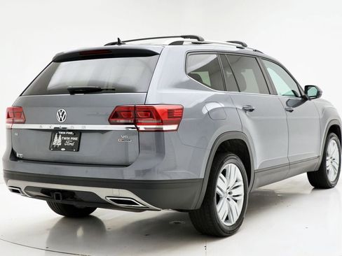 Used 2019 Volkswagen Atlas SE w/ Panoramic Sunroof Package image 9