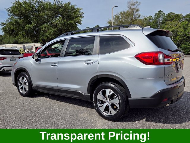 Used 2022 Subaru Ascent Premium w/ Convenience Package AWD/4WD image 3