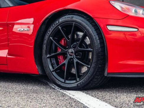 Used 2013 Chevrolet Corvette Z06 image 40