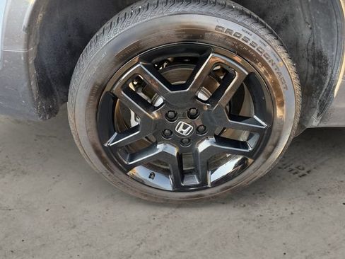 Used 2024 Honda Passport Black Edition image 9