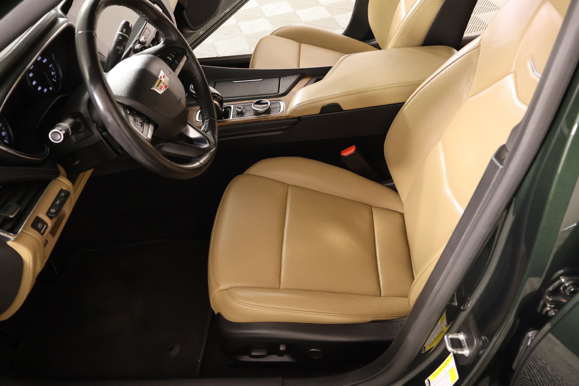 Used 2020 Cadillac CT5 Premium Luxury AWD/4WD image 12
