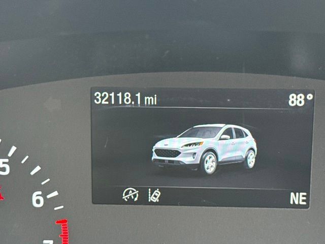 Used 2022 Ford Escape SEL AWD/4WD image 22
