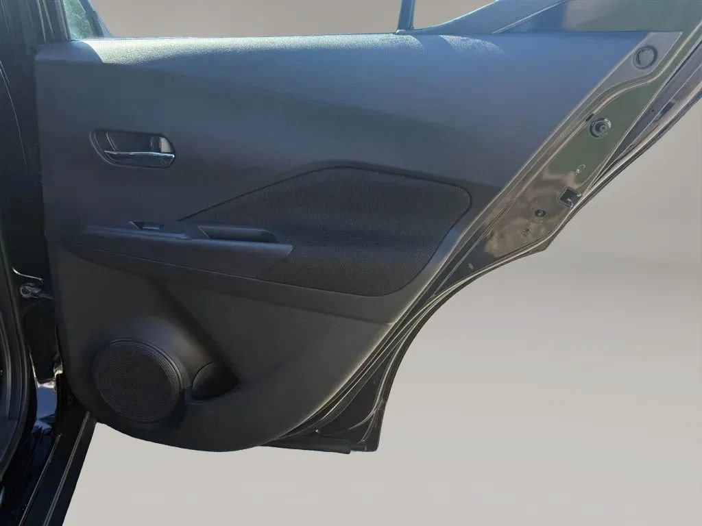 Used 2021 Nissan Kicks SV FWD image 28