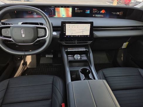 New 2026 Lincoln Nautilus Reserve AWD/4WD image 5