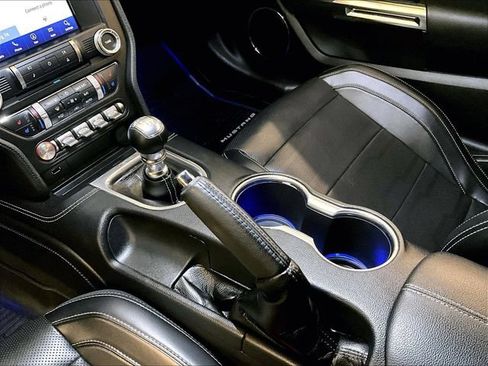 Used 2020 Ford Mustang GT Premium w/ Equipment Group 401A RWD image 16