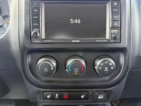 Used 2016 Jeep Patriot High Altitude AWD/4WD image 25