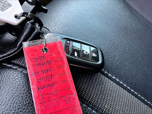 Used 2024 Honda Pilot EX-L image 15