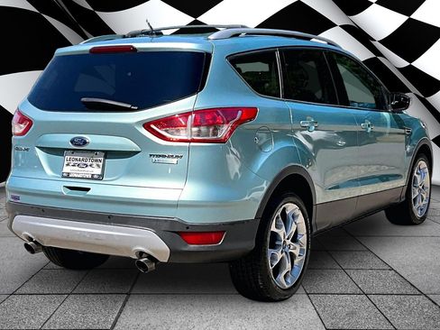 Used 2013 Ford Escape Titanium FWD image 2