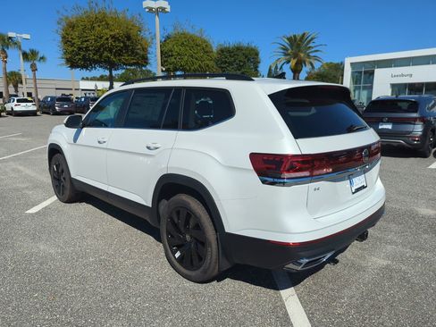 New 2026 Volkswagen Atlas SE image 7