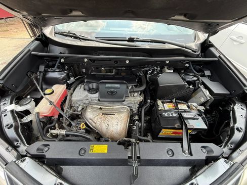 Used 2013 Toyota RAV4 Limited FWD image 35
